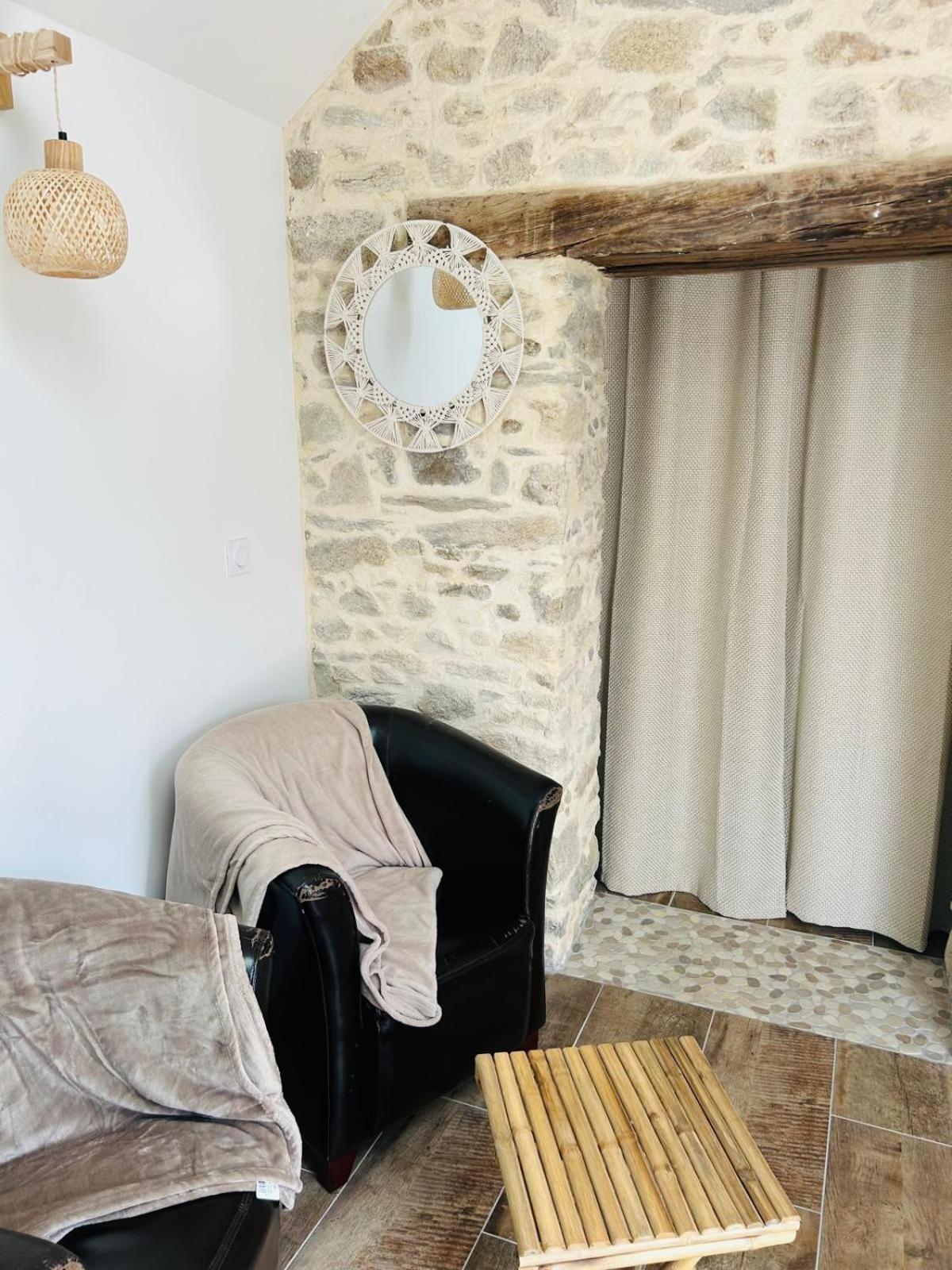 Gite De Felicite, Calme Et Nature サヴネ エクステリア 写真